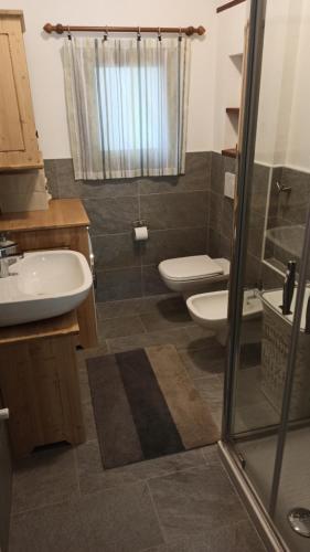 Bathroom, Casa vacanza Visconti in Chiuro