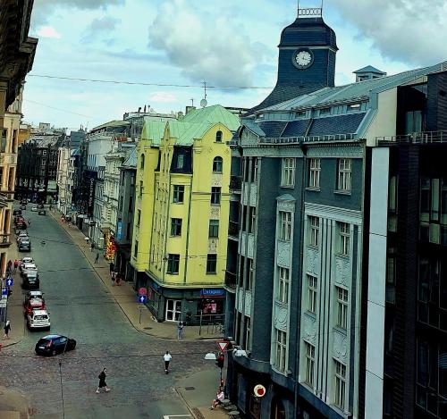 Perfectly Central Apartment 5 min to Old Town & Art Noveau., Riga (foto 10)