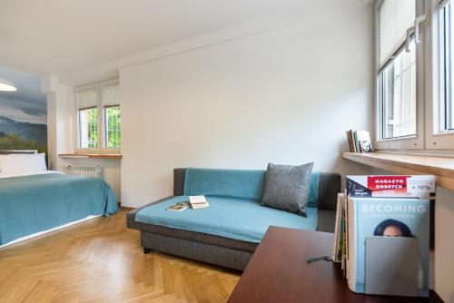 Royal Route Marvelous Apartment by BookingHost, Piaseczno
