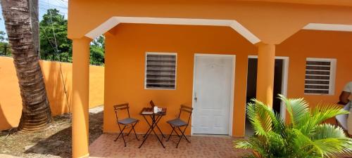 Hotel el Escondite in ลาส เทอเรนาส