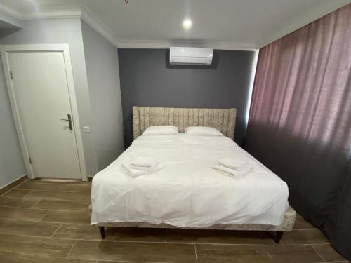 Pomruj Suites Lara with Jacuzzi