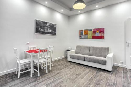 Appio Apartment near Metro A by RHR, Roma (foto 8)