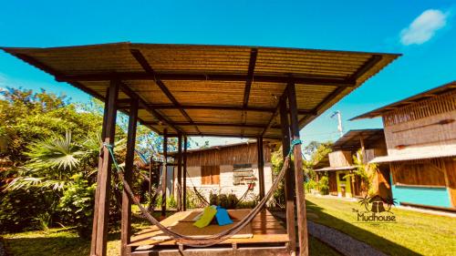 Létesítmények, The Mudhouse Hostel Mompiche in Mompiche