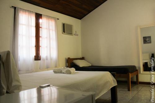 Seven-Bedroom House image 7