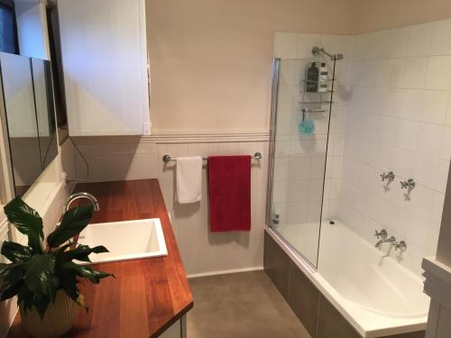 Room @ 88, Devonport (foto 9)