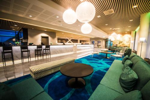 Thon Hotel Fosnavåg - image 13
