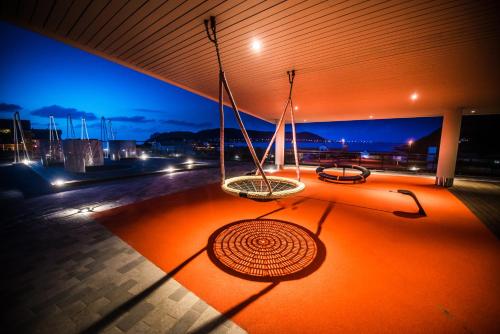 Thon Hotel Fosnavåg - image 12