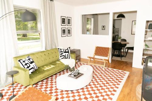 The WILLA on 7th, located in Downtown BENTONVILLE! The WILLA on 7th, located in Downtown BENTONVILLE!