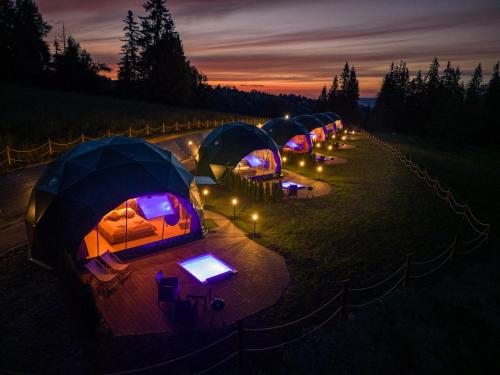 Peak Glamp & Jacuzzi - Zakopane - Widok na Góry, Закопане