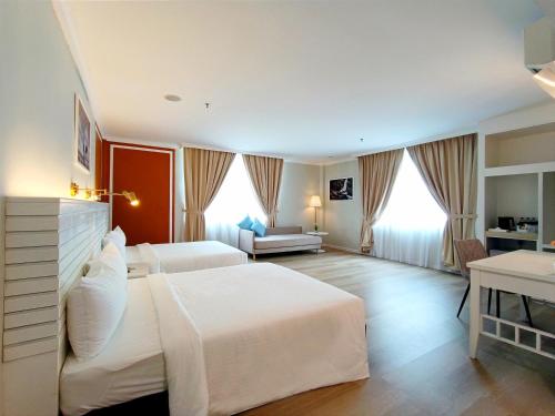 Raia Hotel Penang in Bayan Lepas