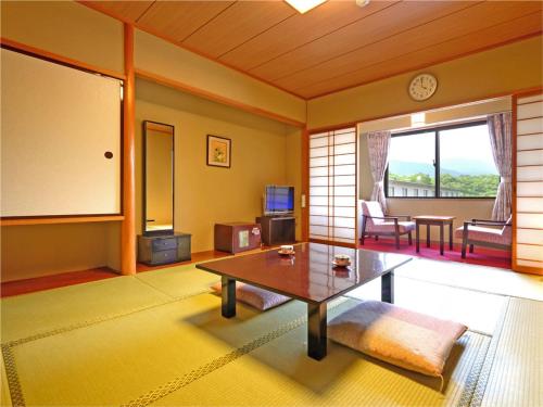 2 Adult - Japanese Style Room with Mountain View