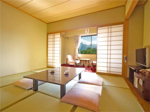 Japanese-Style Room with Mountain View