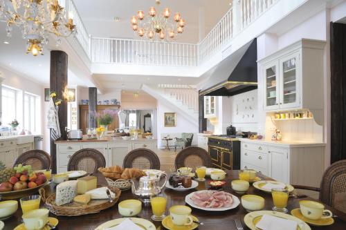 餐廳, 高德納安克酒店 (Hotel Goldener Anker ) in 拜羅伊特