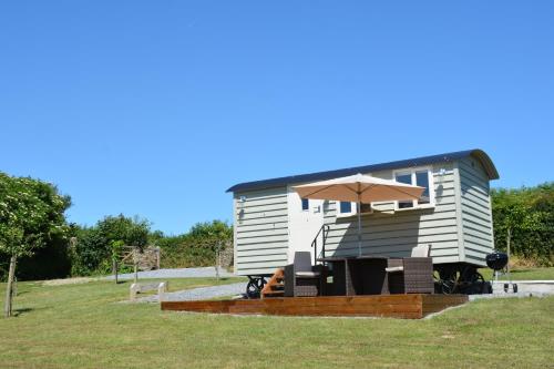 Kerswell Farm Shepherd Huts - Hotel - Totnes