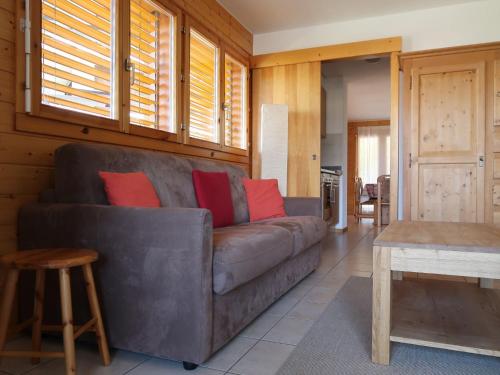 Apartment Les Chouettes 1 by Interhome in Nendaz