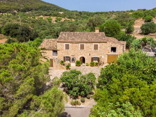  Holiday Home Can Caubo - CDO200 by Interhome in SHorta