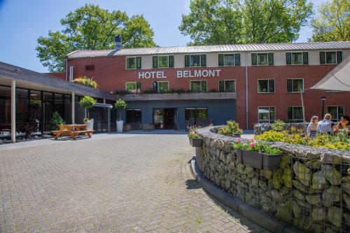 50|50 Hotel Belmont - image 7