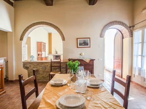 Apartment Limonaia by Interhome