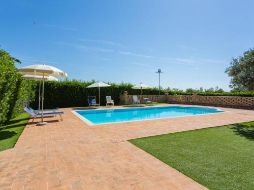  Holiday Home Borgo Agrituristico Il Pino-1 by Interhome in Crecchio