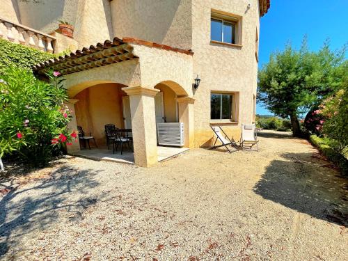 Létesítmények, Villa Loubliere in La Roquette-sur-Siagne