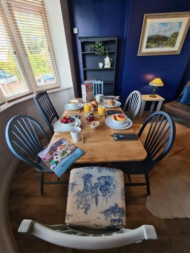 บริการและสิ่งอำนวยความสะดวก, Rumer Hill House a unique boutique styled place to stay in Cannock close to A5 the McArthur Glen out in แคนน็อค