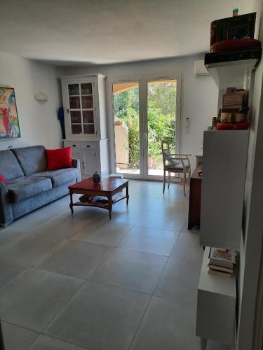 Létesítmények, rez de jardin zen, 50 m2, aux portes de l Esterel et proche mer, parking gratuit in Bellevue