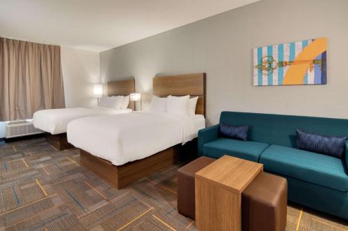 Queen Room with Two Queen Beds - Disability Access