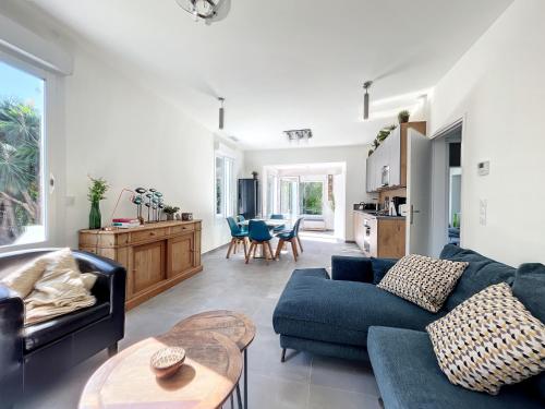 VILLA VALENTINA BORD DE MER AU CALME in Le Fournel