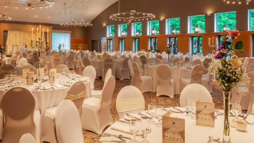 Ballyroe Heights Hotel - image 10