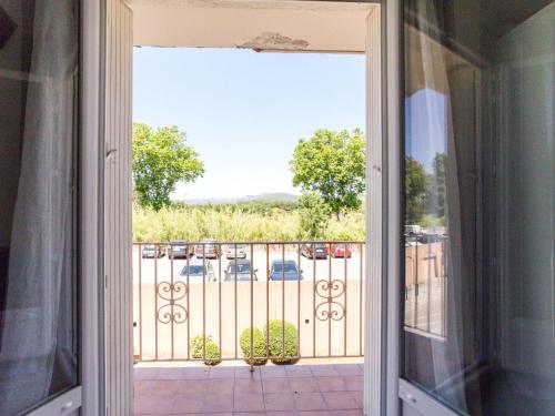 Apartment Rue de l'Amarrage by Interhome Apartment Rue de l'Amarrage by Interhome