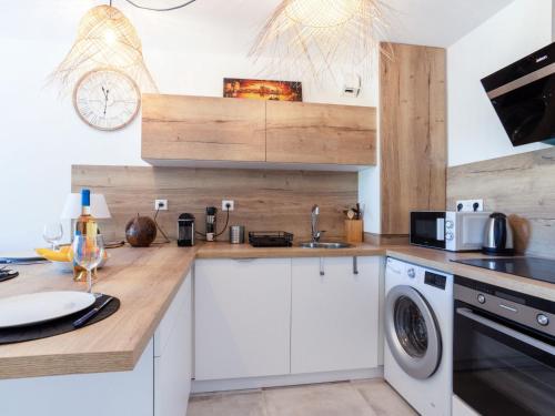 Apartment Rue de l'Amarrage by Interhome Apartment Rue de l'Amarrage by Interhome