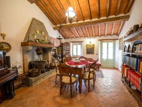 Holiday Home Il Cherubino by Interhome in Catrosse