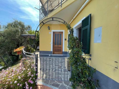 Apartment Casa dei Fiori by Interhome in Cipressa