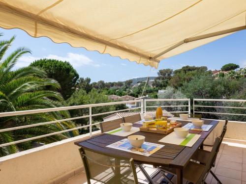 Apartment Les mas de la mer-4 by Interhome - Location saisonnière - Fréjus