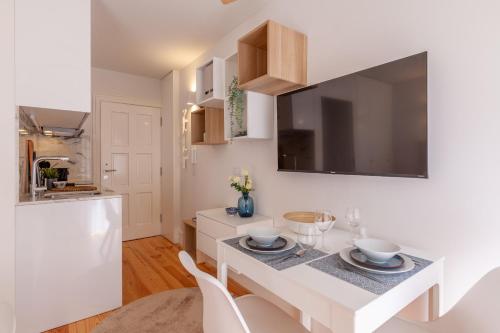 D&S -JB Apartments 4