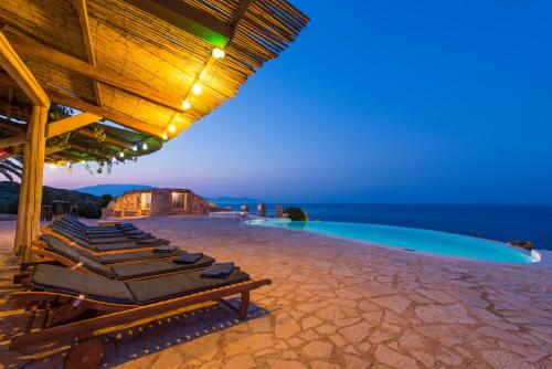 Foto - Blue Caves Villas - exceptional Villas with private pools direct access to the sea