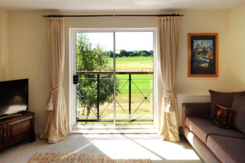 Whole house, easy walk to town centre, Parking, Self Catering, Great View, 3 bedrooms, sleeps 6 - Stratford-upon-Avon