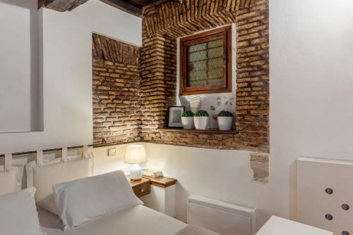 Heart of Trastevere Studio Flat, Rome (photo 10)