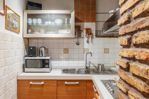 Heart of Trastevere Studio Flat, Rome (photo 6)