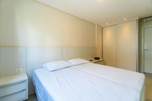 Apartment image 7