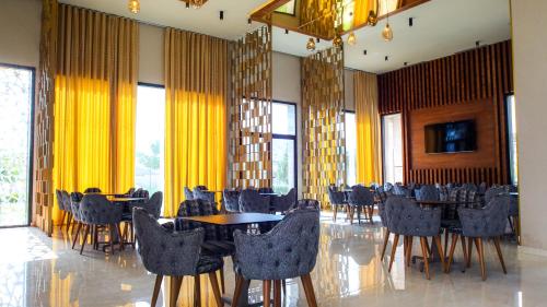 Oriental Palace by Agora Complex Oriental Palace by Agora Complex