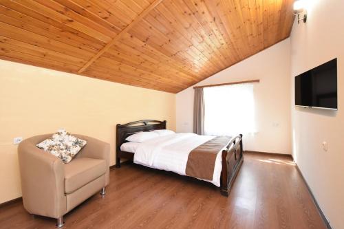 1 twin bed