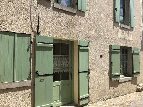Le Doux Nid La Romantique in Saint-Aulaye
