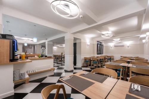Pure Hotel by Athens Prime Hotels - image 13