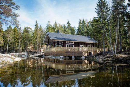 . Keibu Holiday Home Merekivi