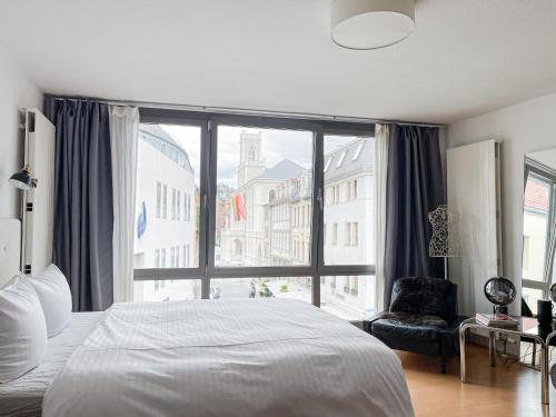 Central Studio Marktplatz View - image 9