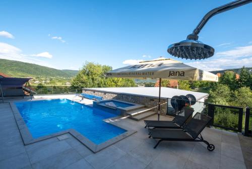 Two-Bedroom Villa image 10
