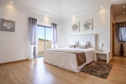 Villa Maya in Almancil