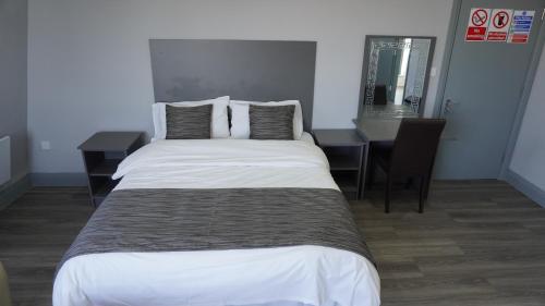 Roshni Hotel 4