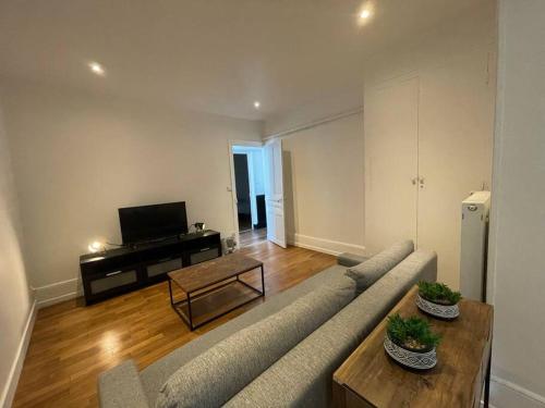 Superbe appartement rénové avec parking gratuit